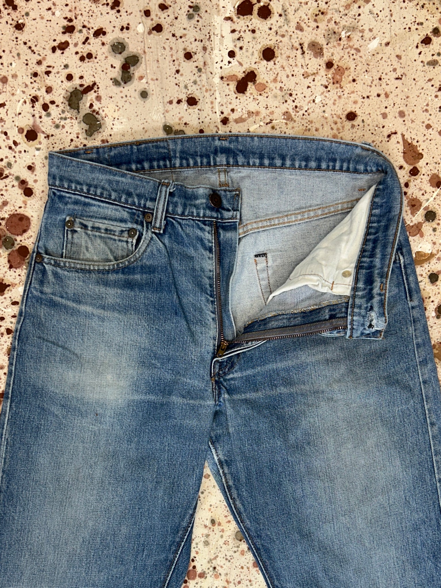 Vintage USA Levi's 505 Talon Zip Premium Wash Denim Jeans (JYJ0424-184)
