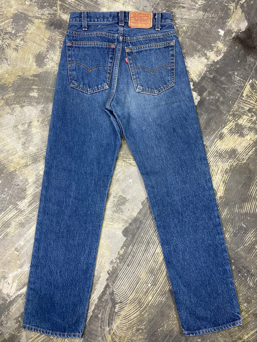 Levis 701 hotsell student fit