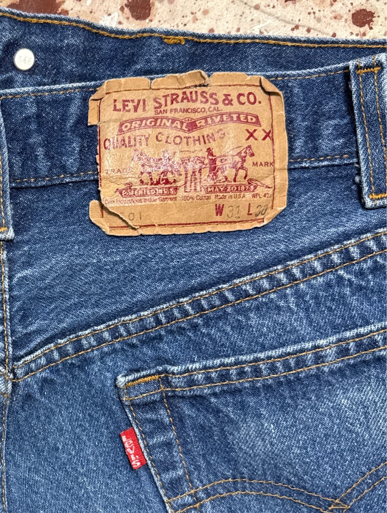 Vintage Levi’s USA Dark Wash 501 Transitional Tag Denim Jeans (JYJ0625-468)