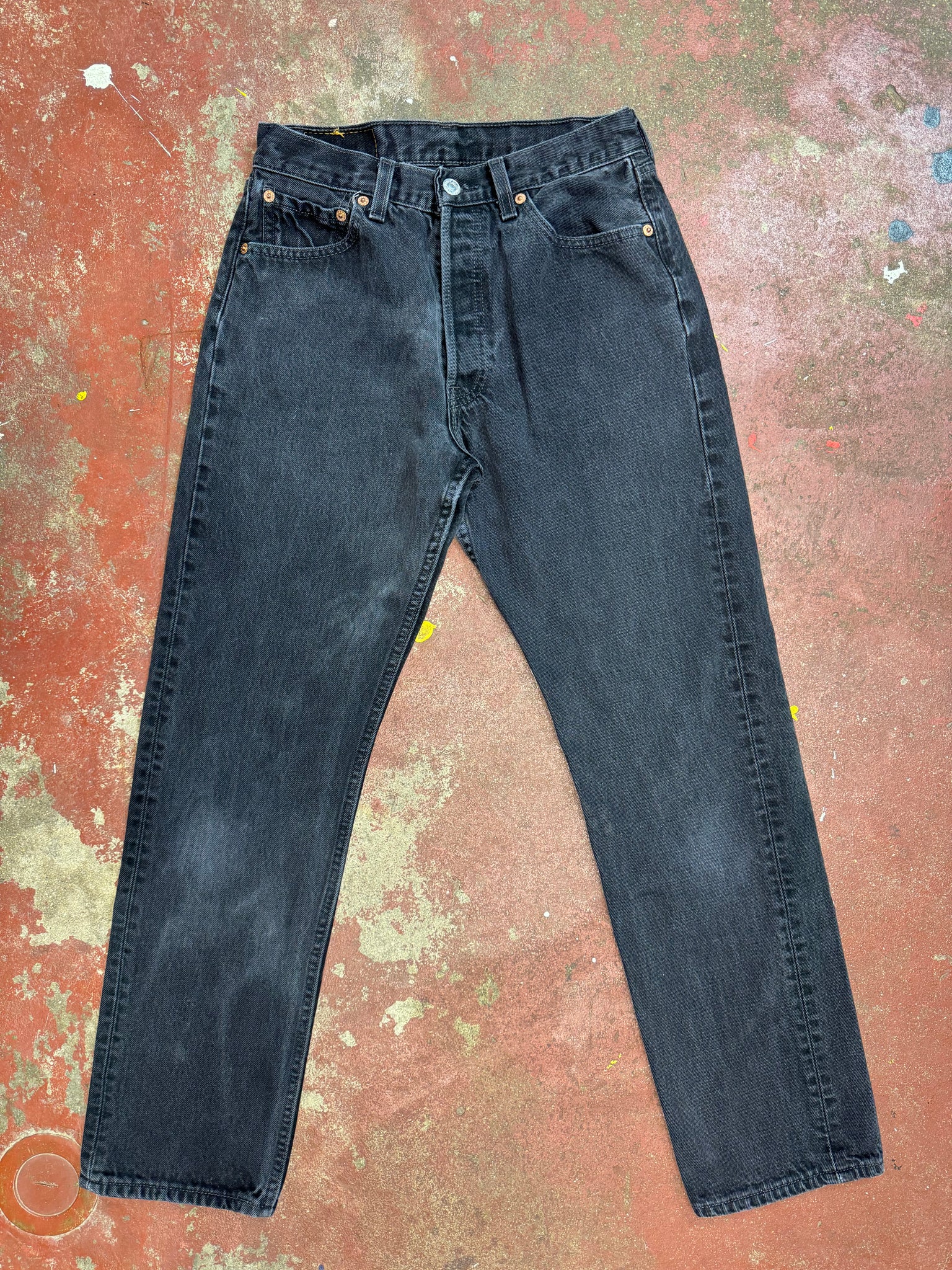 Vintage USA Levi's 501 Black Denim Jeans (JYJ0324-114) – JUNKYARD ...