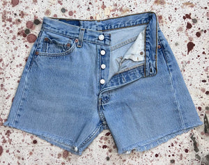 Vintage Levi's 501 Light Wash Denim Cut Off Shorts (JYJ0524-206)