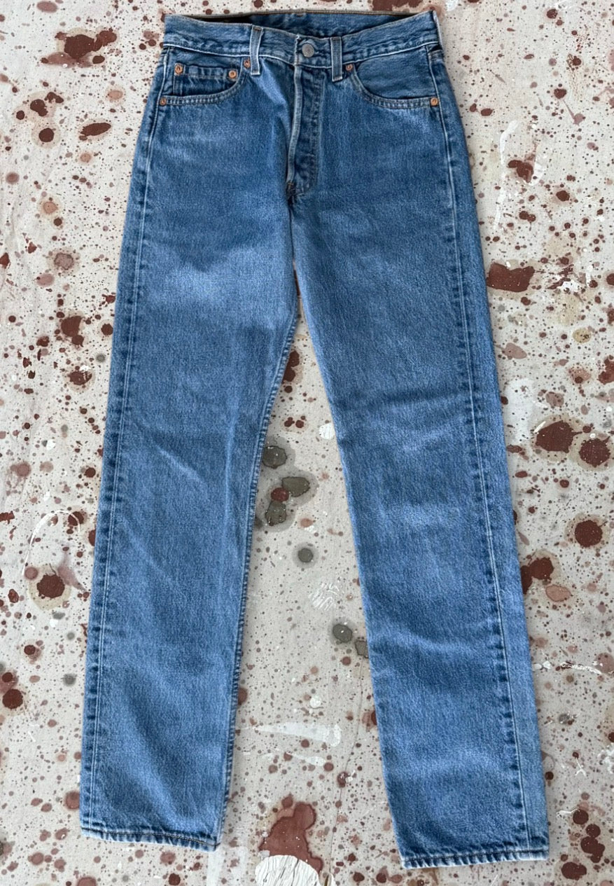 Vintage Levi USA 501 No Wash Denim Jeans (JYJ0526-485) – JUNKYARD
