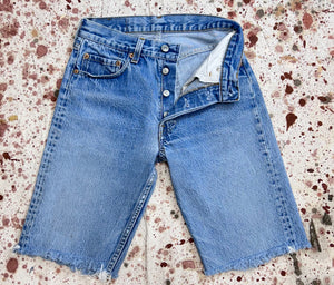 Vintage USA Levi’s 501 Light Wash Cut Off Shorts (JYJ0524-220)