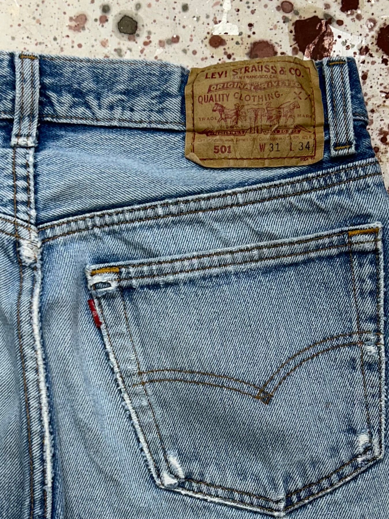 Vintage USA Levi's 501 Feathered Superwash Denim Jeans (JYJ0924-302)