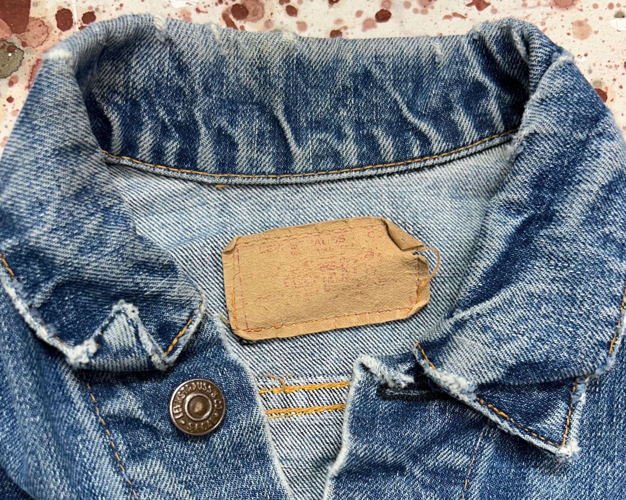 Vintage USA 1970's Levi's "E" JYJ Custom Patch Denim Jacket (JYJ1124-366)