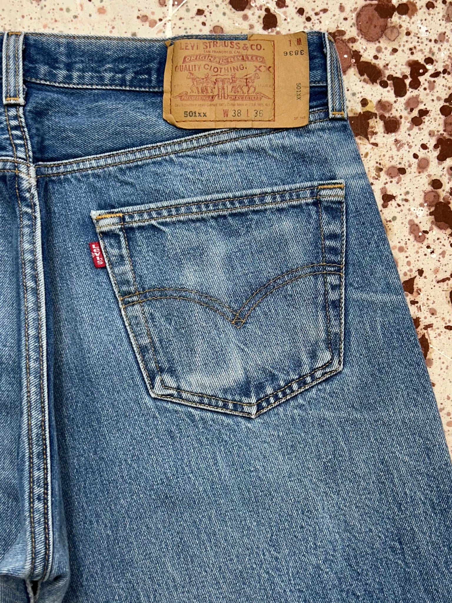 Vintage USA Levi's 501xx Superwash Denim Jeans (JYJ1024-318)