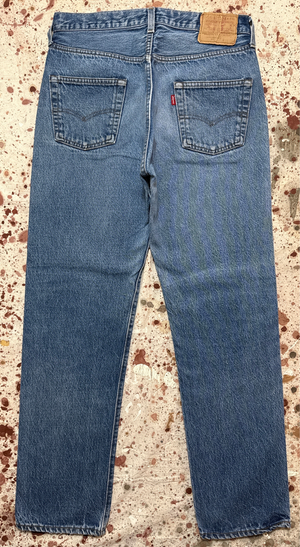 Vintage Levi USA made 501 Transitional Tag, Black Bar Tac Pockets, Super Wash, Tracks, Denim Jeans (JYJ-12725)