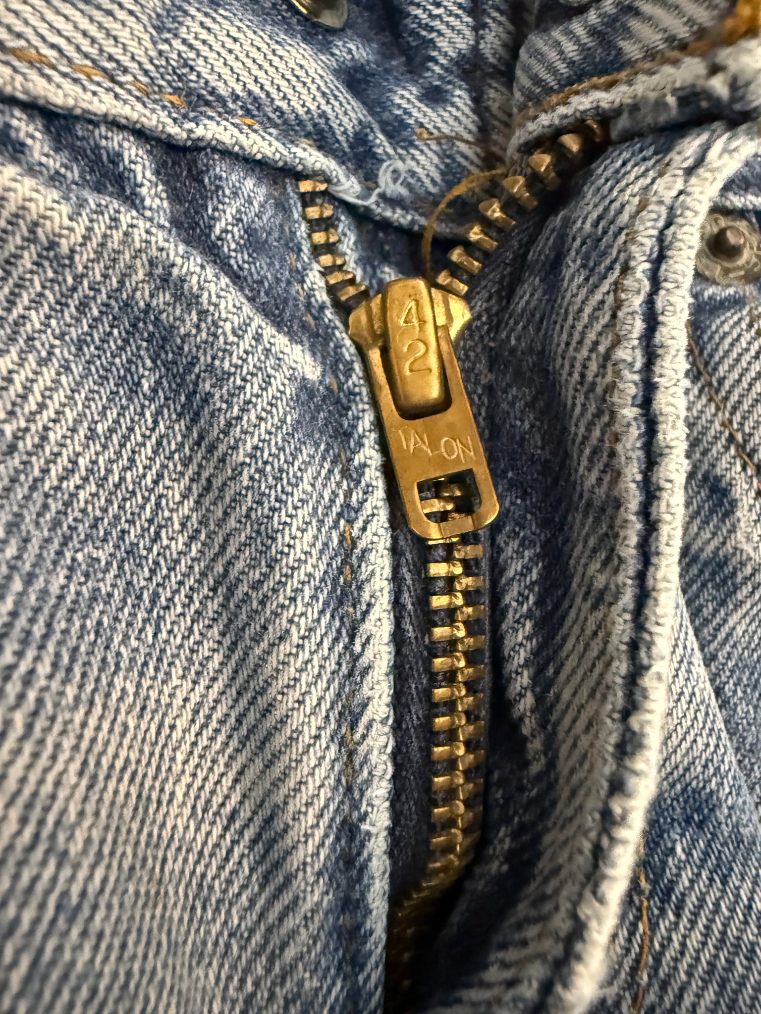 1970’s 302 Redlines with 42 Talon Zipper (JYJ-121025)