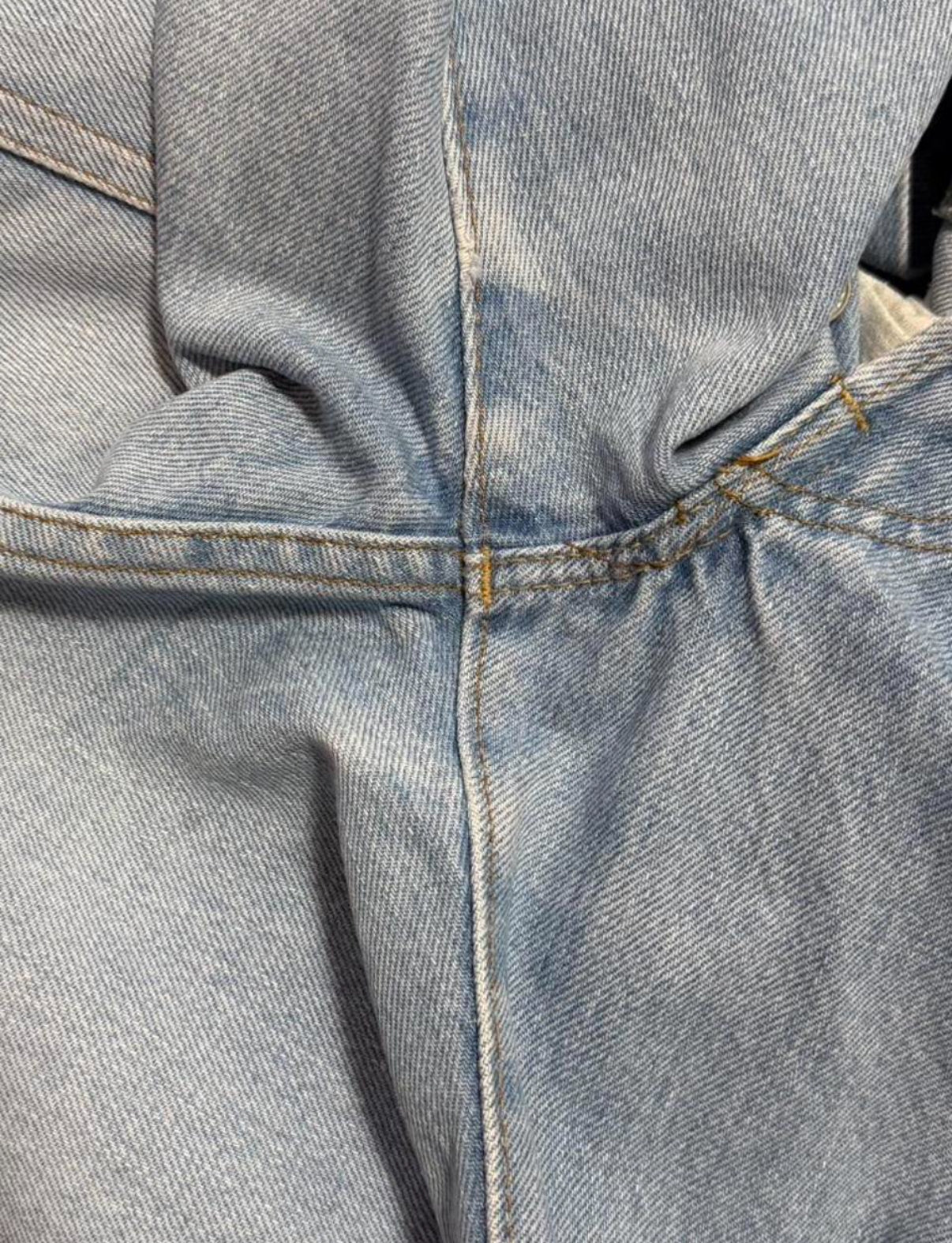 Vintage USA Levi’s 501 Redline Super Light Wash Denim Jeans (JYJ-371025)