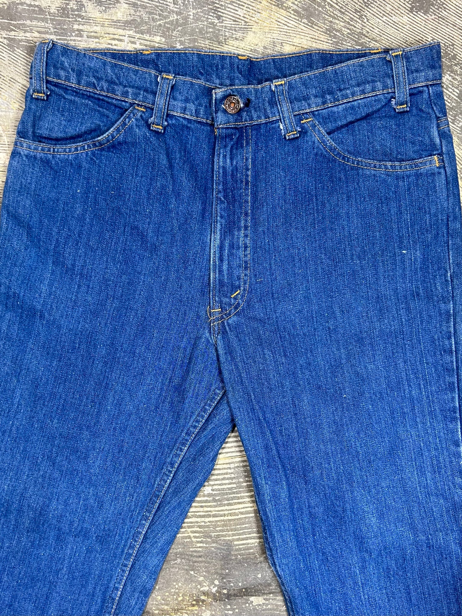 Vintage Levi 646 Talon 42 Bell Bottom Denim Jeans (JYJ-0246) – JUNKYARD  JEANS LLC