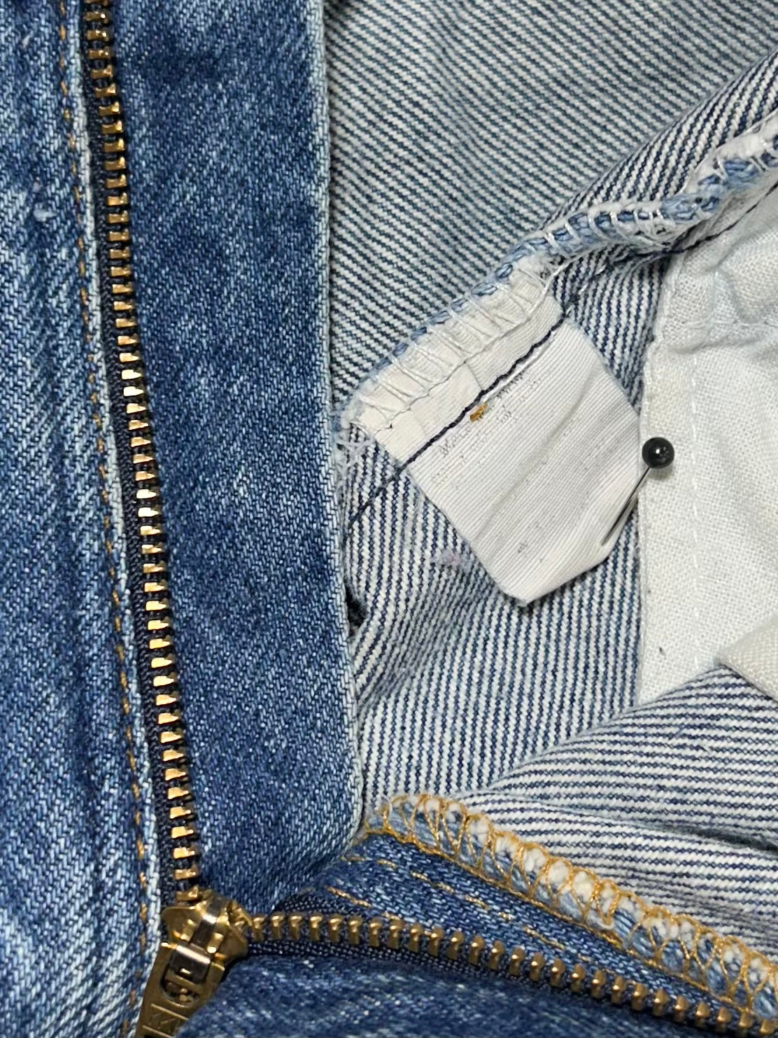 Vintage USA Levi 505 Transitional Tag Superwash Denim Jeans (JYJ0425-443)