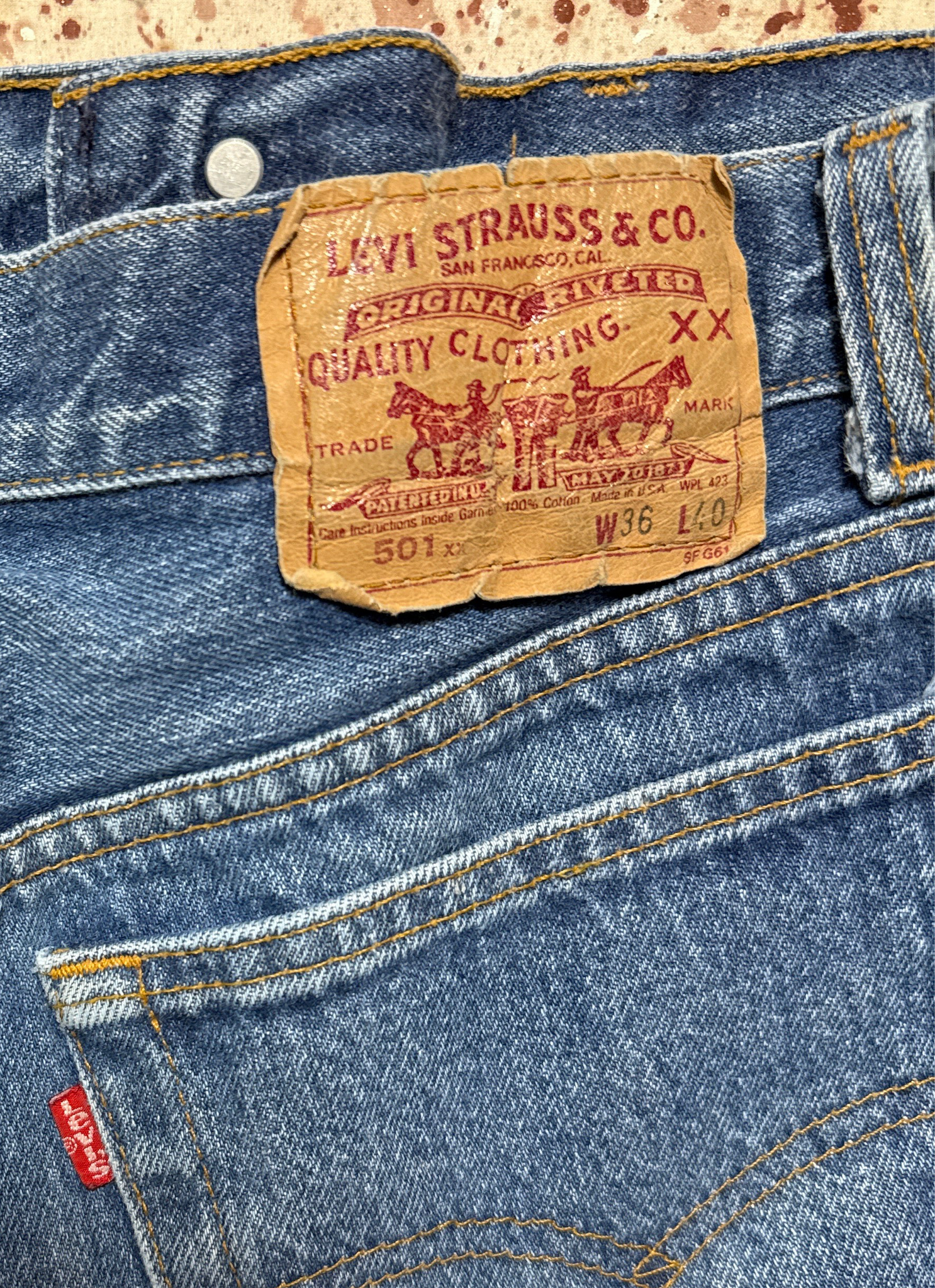 Vintage Levi USA MADE 501 Transitional Tag, X-Long Tracks, Super Wash Denim Jeans (JYJ-02825)
