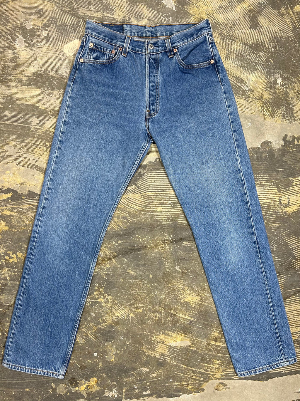 Vintage Levi 501 Medium wash Jeans (JYJ0124-017)