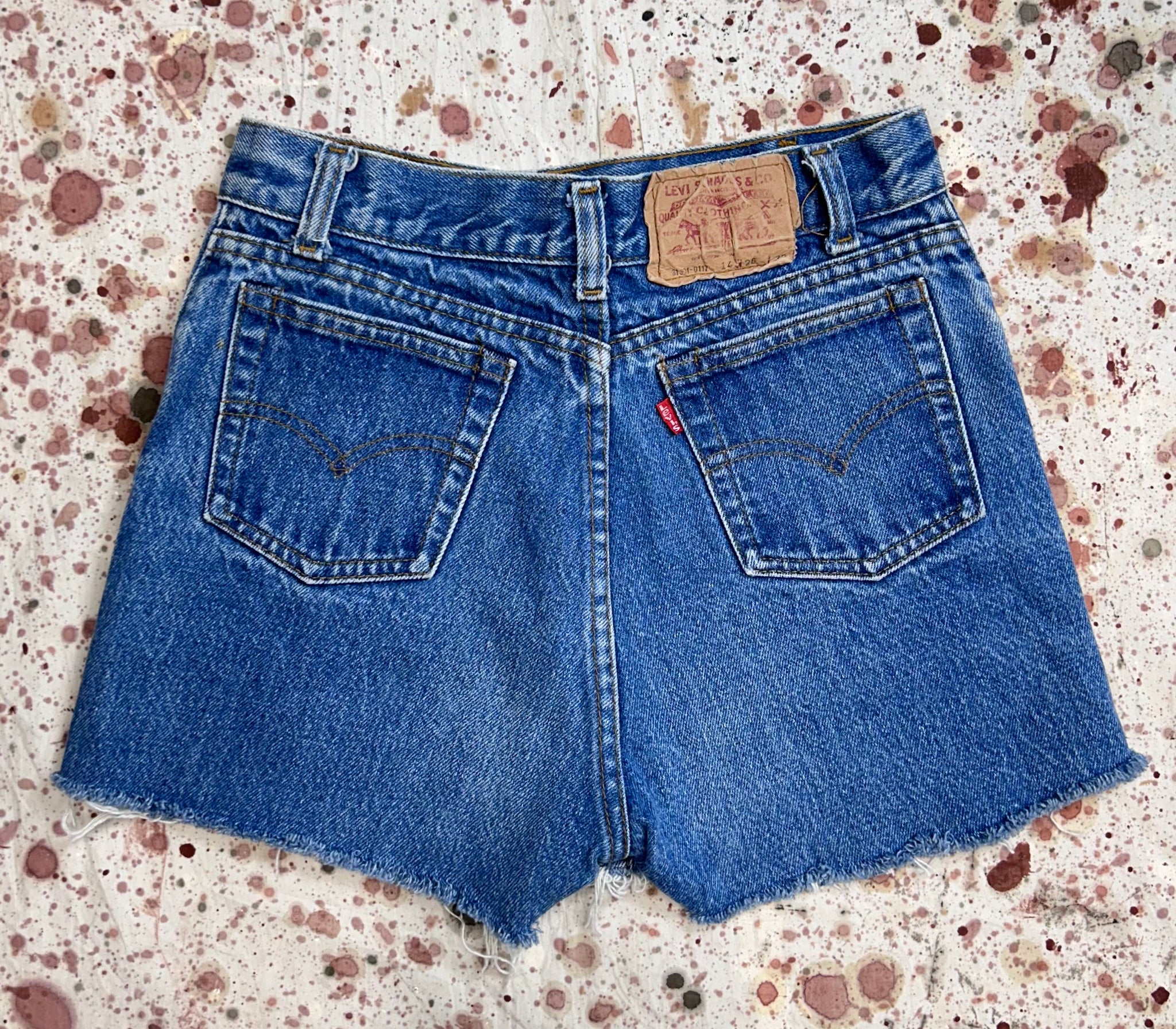 Vintage Levi 501 USA Made Cutoff Shorts (JYJ0524-240)