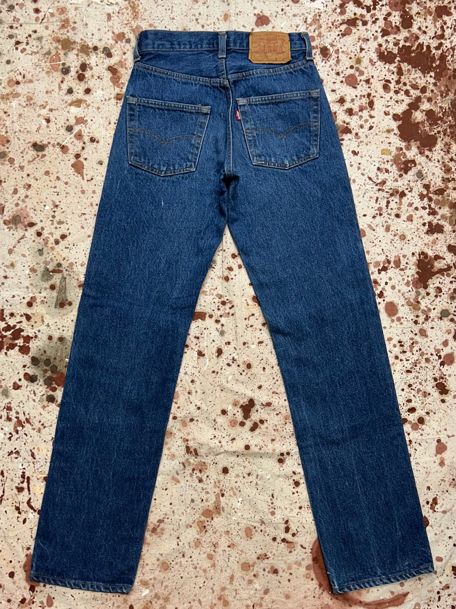 Vintage USA Levi's 501 Transitional Dark One-Wash Denim Jeans (JYJ1024-320)