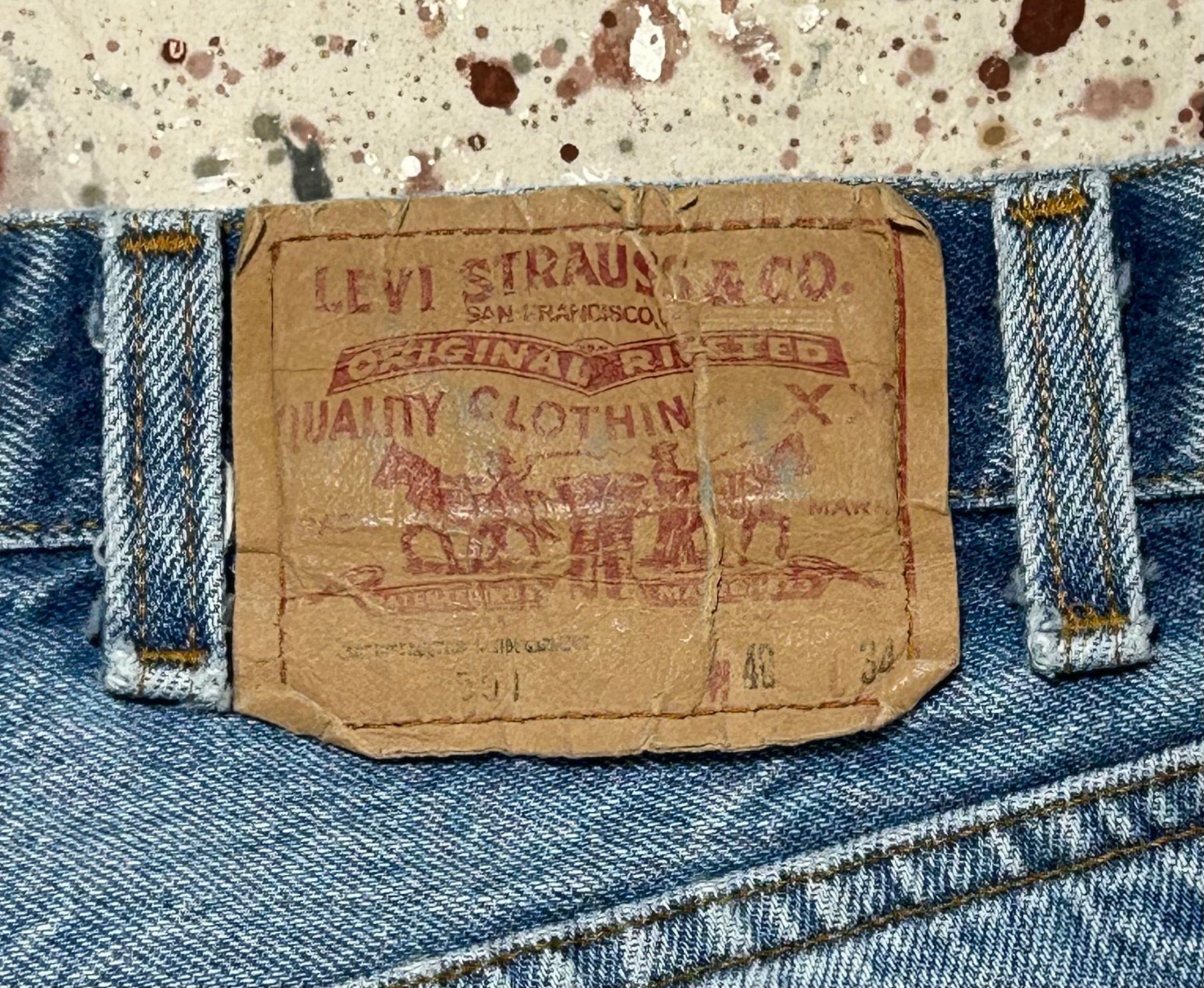 Vintage USA Levi’s 501 Paint and Feather Denim Jeans (JYJ1024-335)
