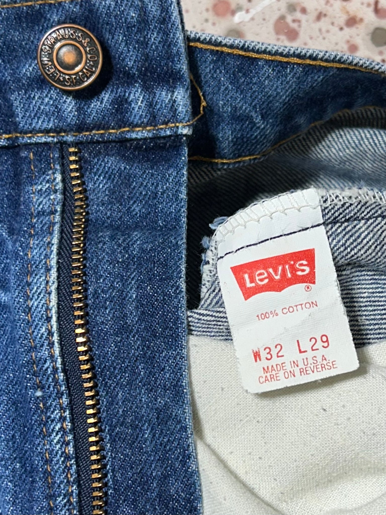 Vintage USA Levi 505 Transitional Tag Superwash Denim Jeans (JYJ0425-445)