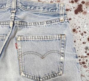 Vintage 1980’s USA made Levi's 501 Light Super Wash Redline Denim Jeans (JYJ-351025)
