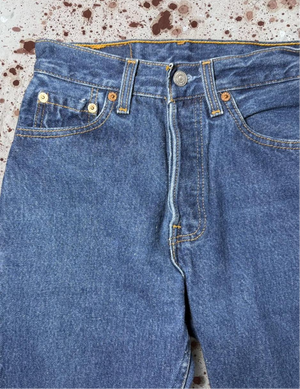 Vintage USA made Levis 501 Dark Like New, Tagged Size 25"x30"