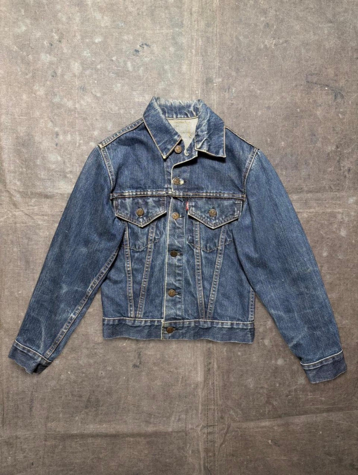 Vintage 1970's USA Levi Big “E” Dark Wash Trucker Jacket XS (JYJ