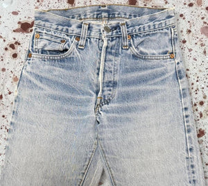 Vintage 1980’s USA made Levi's 501 Light Super Wash Redline Denim Jeans (JYJ-351025)