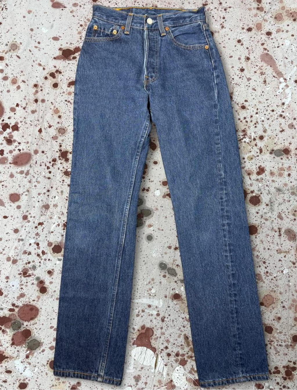 Vintage USA made Levis 501 Dark Like New, Tagged Size 25"x30"