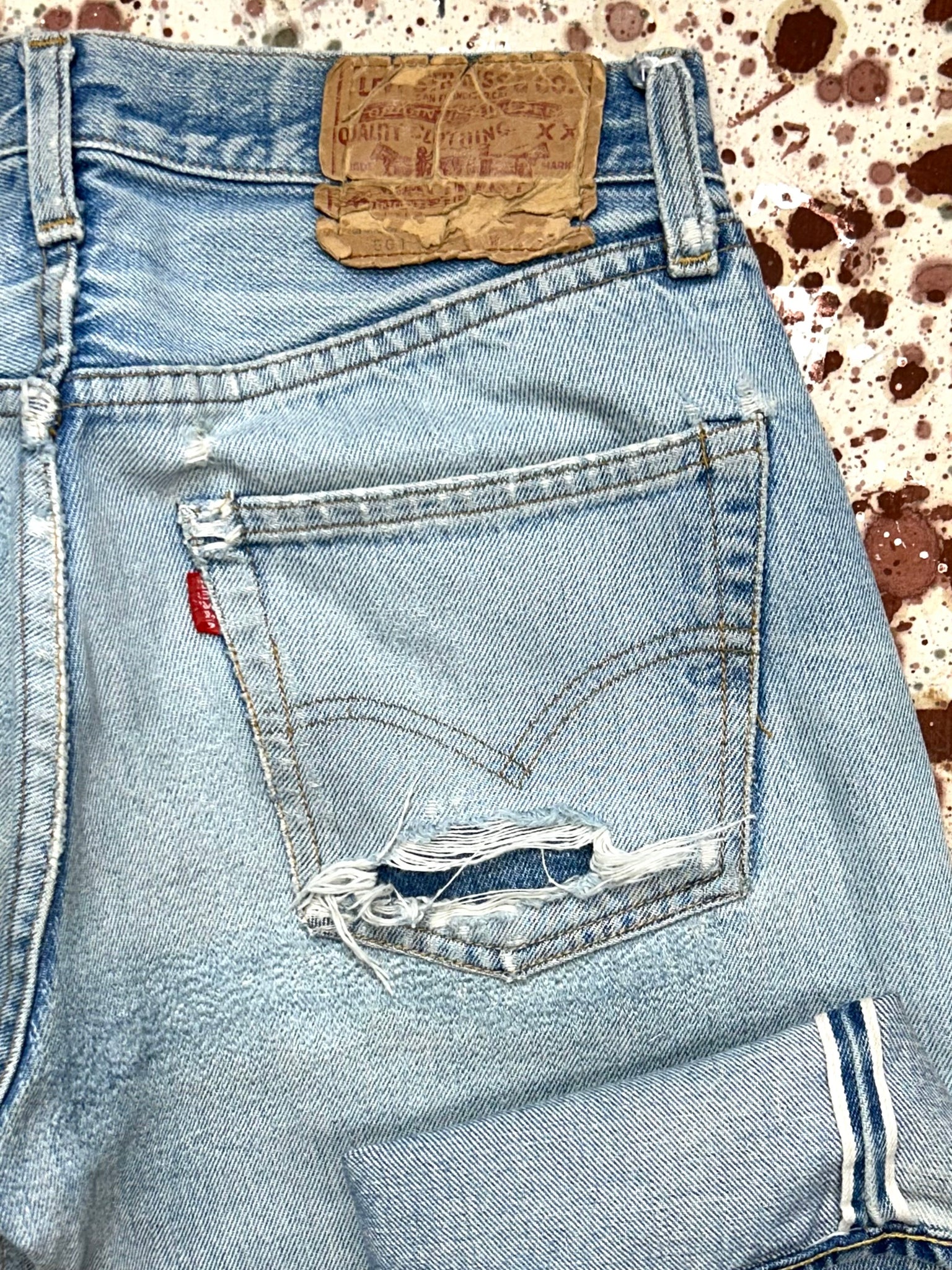 Vintage USA Levi 501 Redline Premium Wash Jeans (JYJ0124-022)