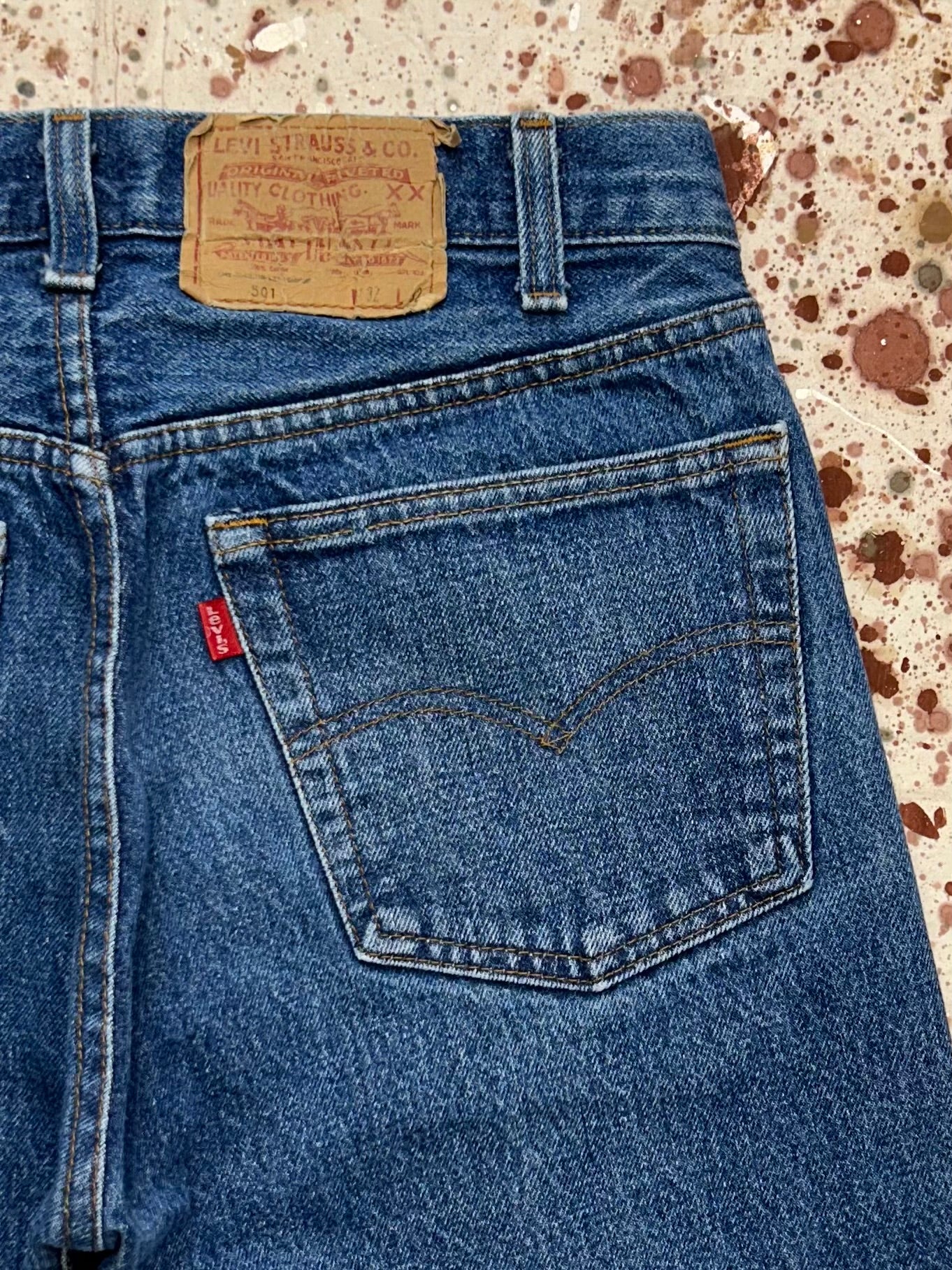 Vintage USA Levi's 501 Premium Wash Denim Jeans (JYJ0924-304)