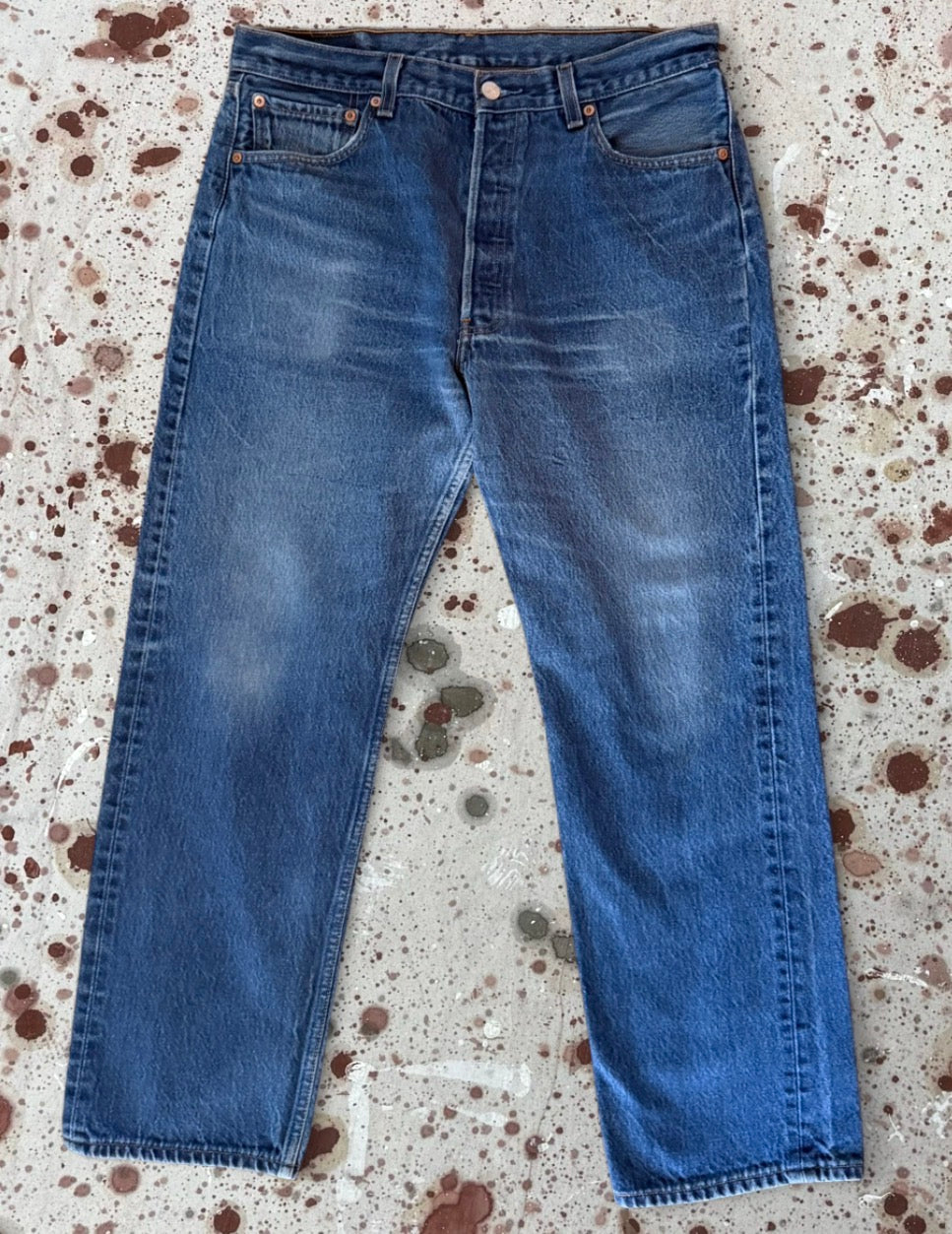 JYJ0526-189) Vintage Levi 501xx Red Tab Super Wash Straight Leg