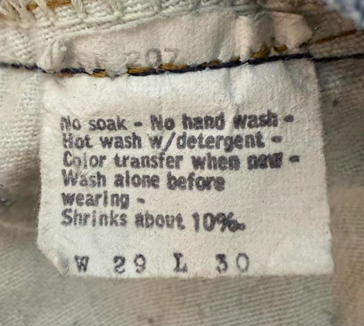 Vintage USA Levi’s 501 Redline Denim Jeans w/ incredible tracks (JYJ-381025)