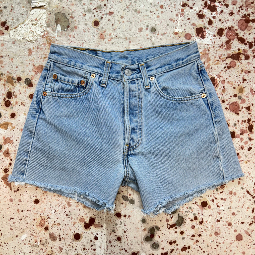 Vintage Levi 501 Light Wash Cut Off Denim Shorts (JYJ0524-213)