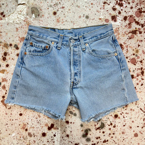 Vintage Levi 501 Light Wash Cut Off Denim Shorts (JYJ0524-213)