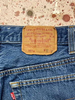 Vintage USA Levi's 501xx Premium Wash Denim Jeans (JYJ0924-277)