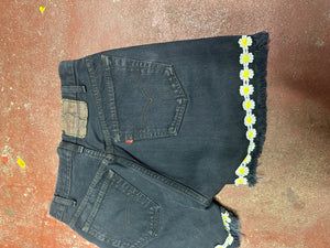Vintage Levi Made in USA Black Cutoff Shorts with Daisy embroidery (JYJ-202)