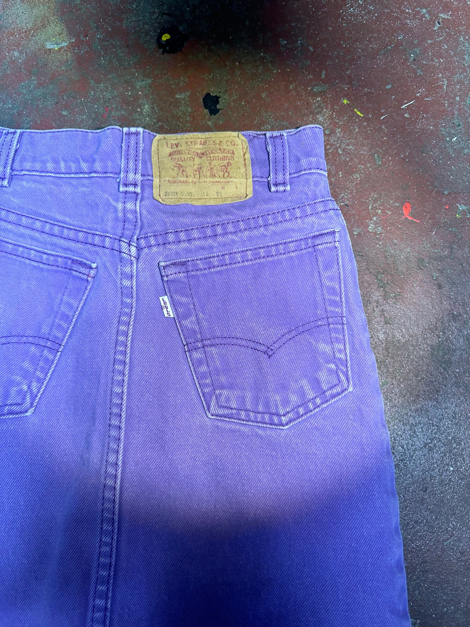 Vintage 1980's Levi Purple Denim Skirt (JYJ-193)