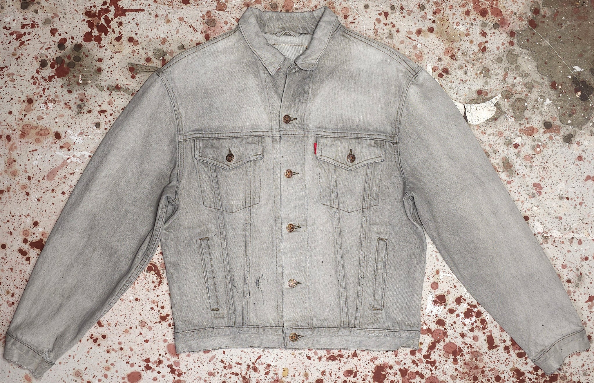 Vintage Faded True Black Custom JYJ Chainstitch Patch Denim Jacket with Paint (JYJ0424-195)