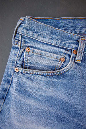 Vintage Levi's 501 Redline Denim Shorts (JYJ-019)
