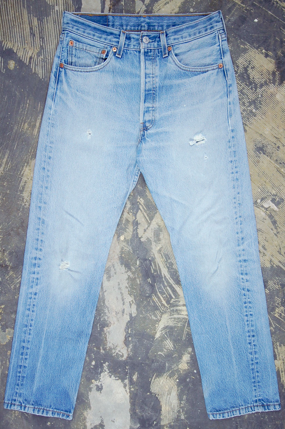 Vintage Levi's 501xx USA Feathered Denim Jeans (JYJ-049)
