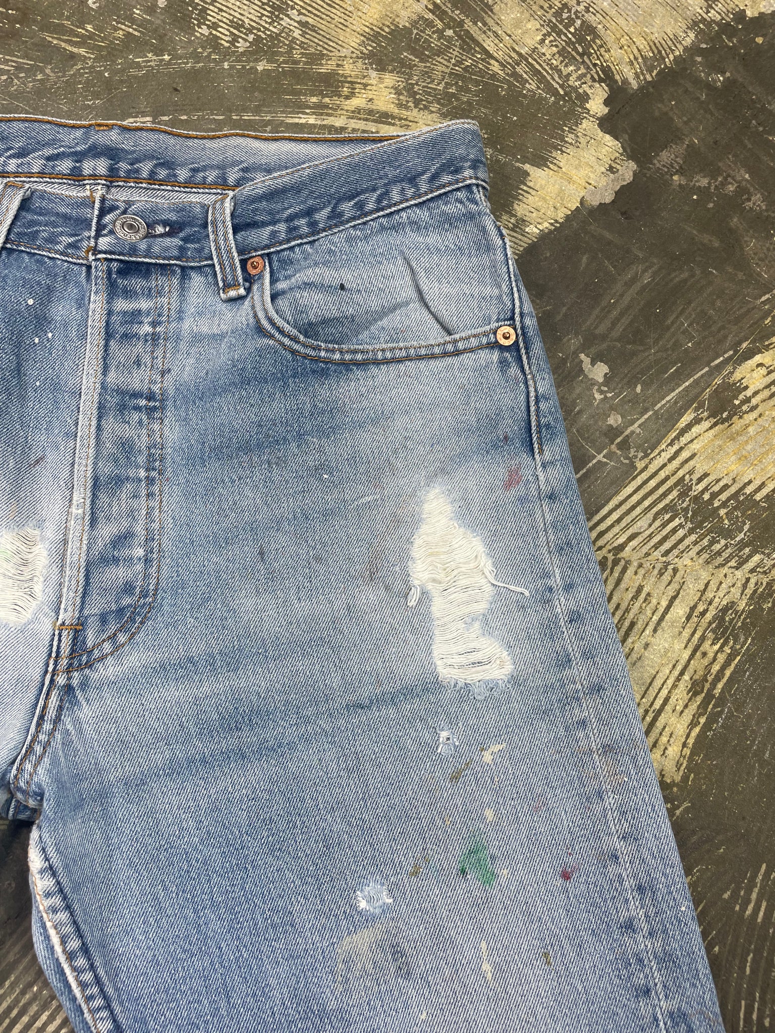 Vintage Levi 501 USA Premium Wash & Paint Denim Jeans (JYJ