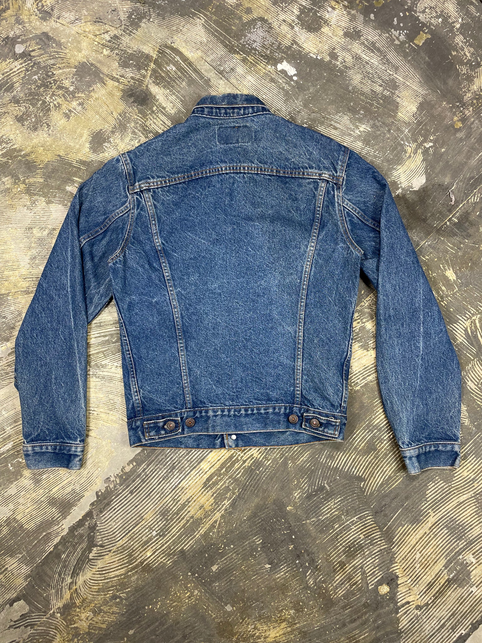 Vintage Levi Premium Wash Denim Trucker Jacket (JYJ-175)