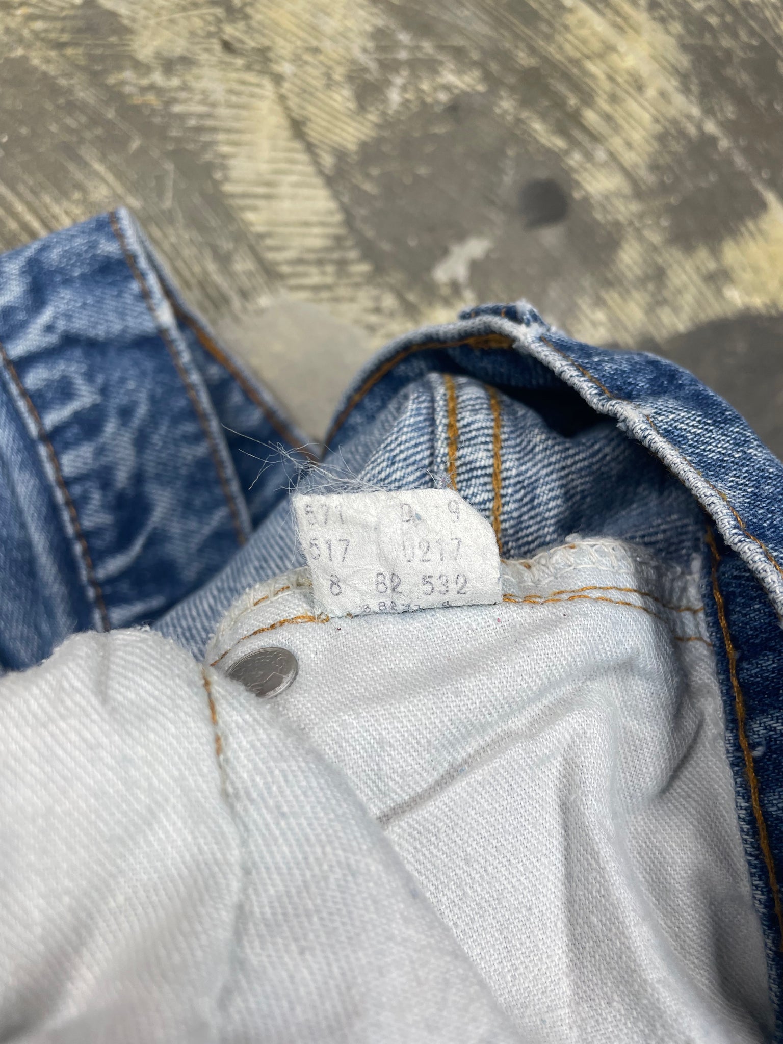 Vintage Levi USA 517 Premium Wash & Paint Denim Jeans (JYJ-0188)