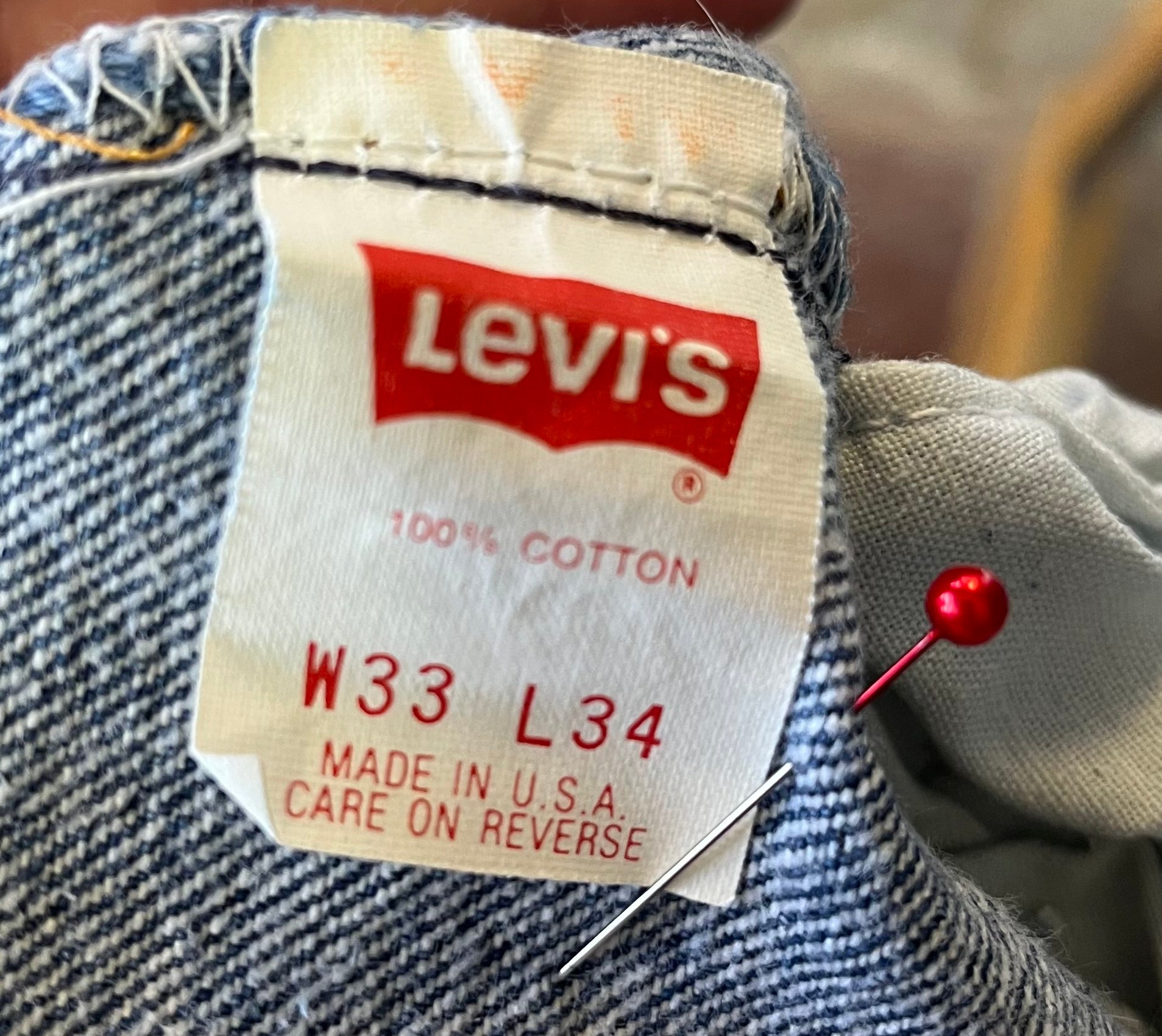 Vintage Levi 501 USA Two Wash Denim Jeans (JYJ-0153