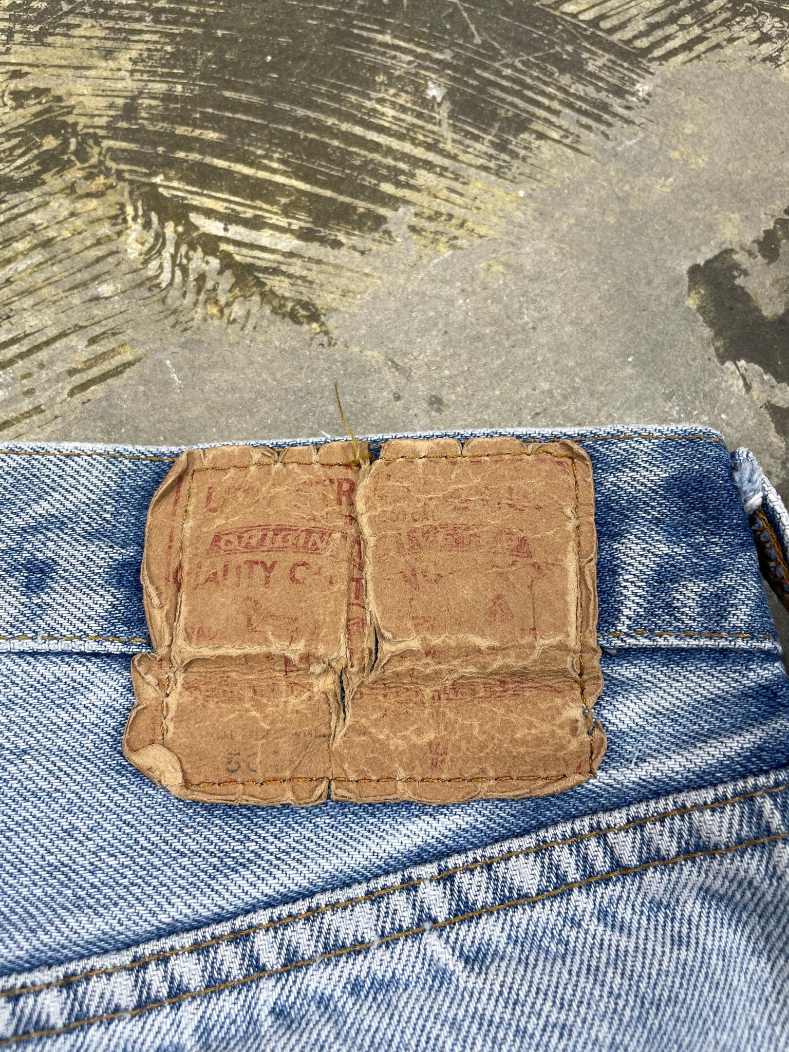 Vintage Levi Double-Stitch 501 Redline Denim Jeans (JYJ-0332)