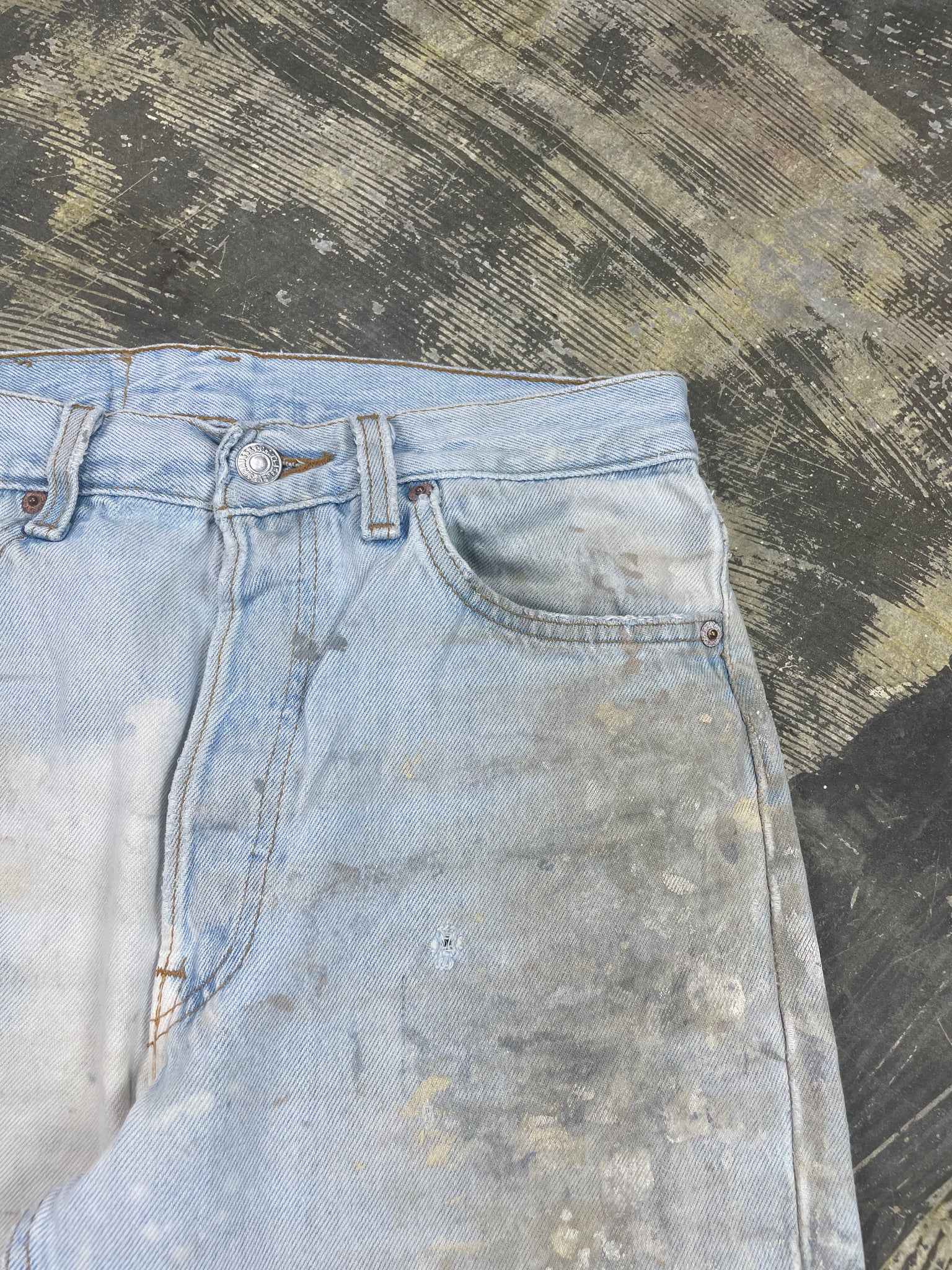 Vintage Levi 501 USA Premium Wash & Paint Denim Jeans (JYJ-0298)