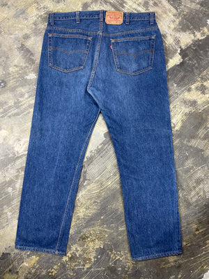 Vintage Levi 501 USA Transitional Two Wash Denim Jeans (JYJ-0219)