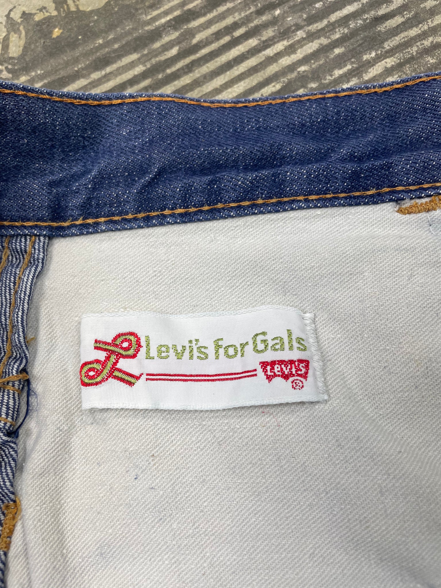 Vintage 1970's Levis For Gals "E" Denim Cutoff Shorts  (JYJ-132)