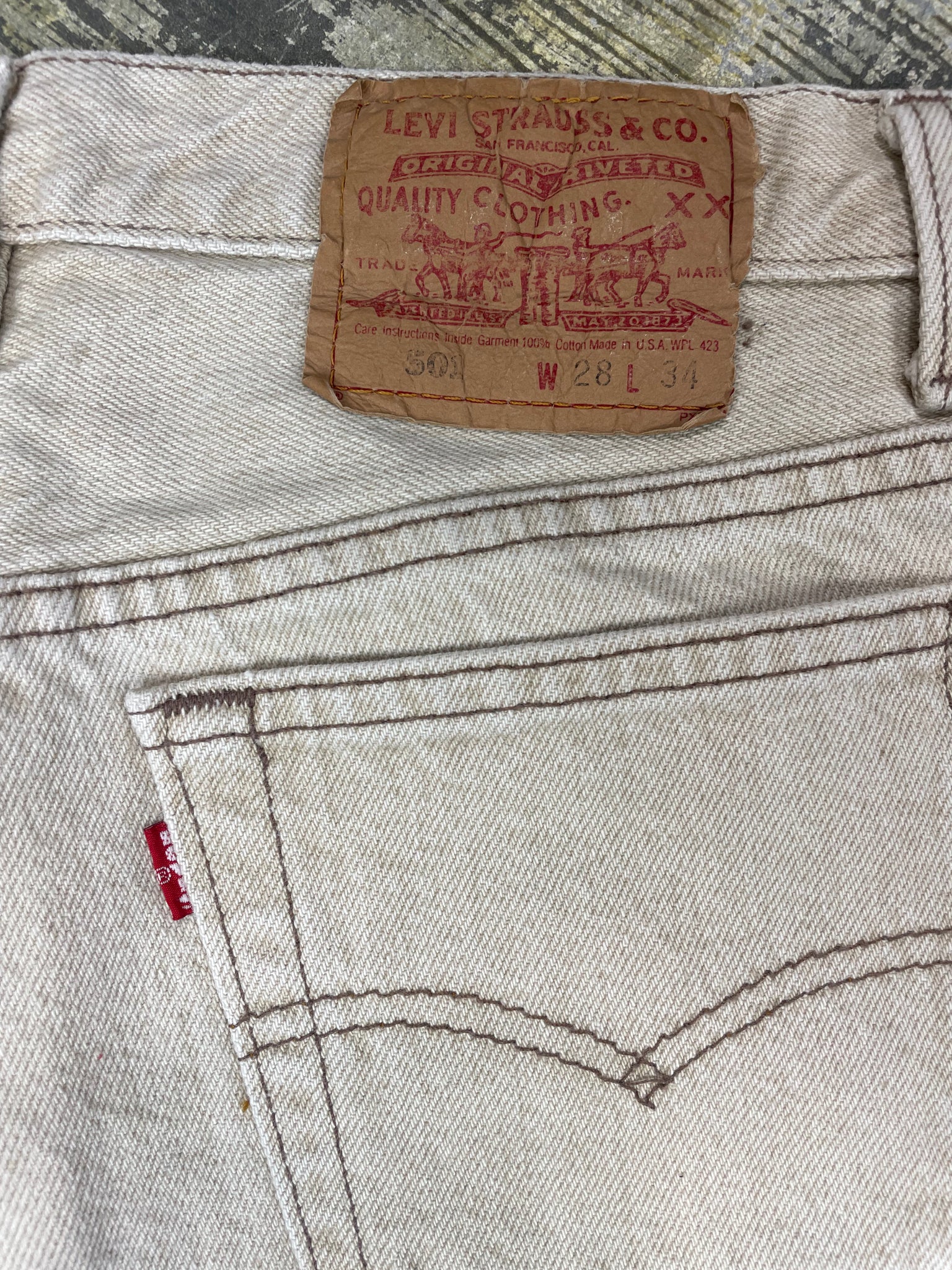 Tan sales levis 501