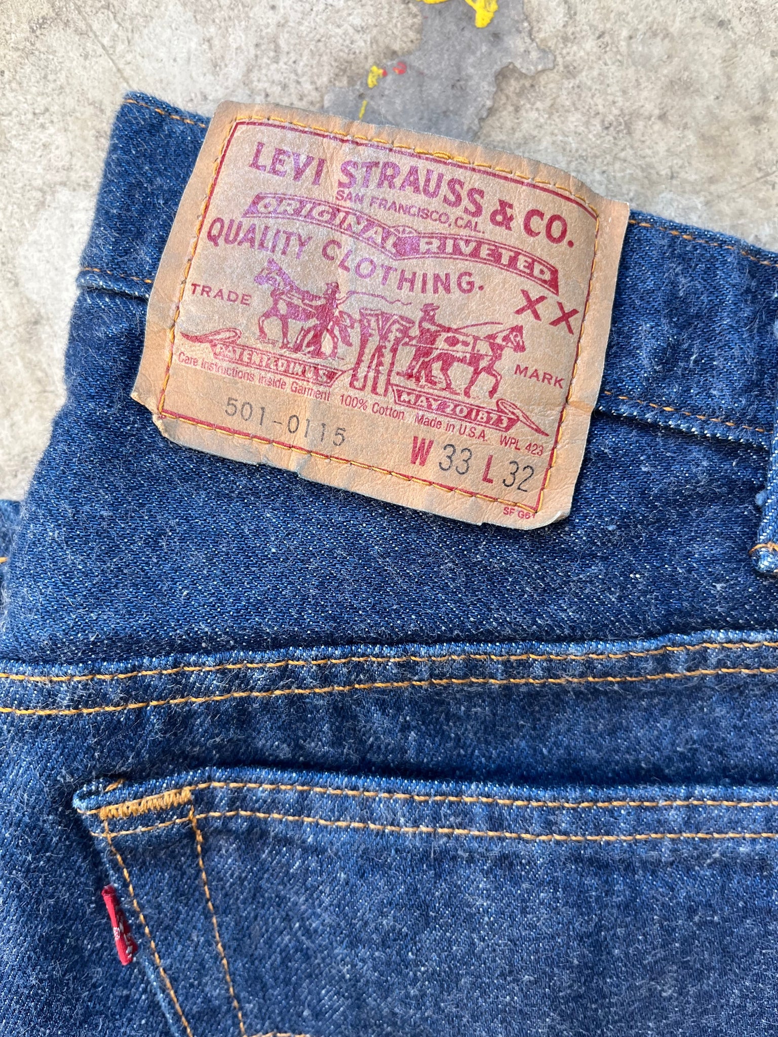 Vintage Levi 501 USA Transitional One Wash Denim Jeans (JYJ-0137)