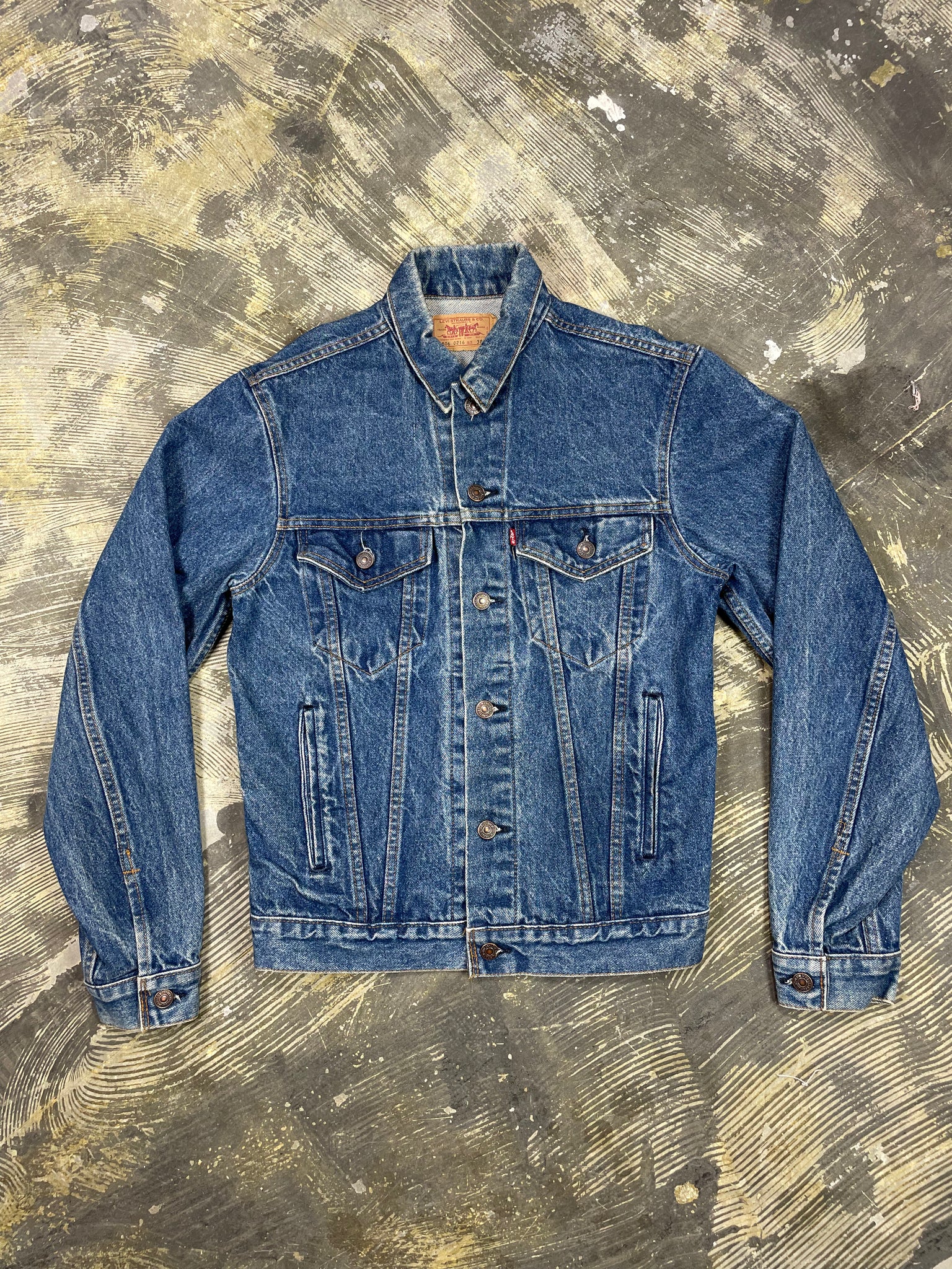 Vintage Levi Premium Wash Denim Trucker Jacket (JYJ-175