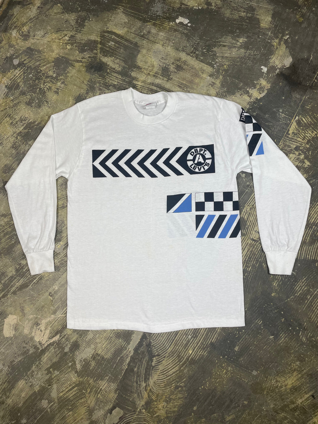 Vintage "Dept. A Levi's" Long Sleeve Tee (JYJ-161)